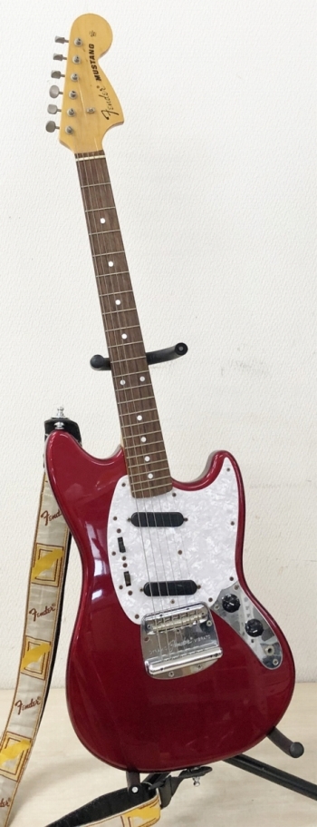 Fender Japanのエレキギター、Mustang(ムスタング)を福岡県で出張買取 ...